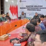 Apresiasi Capaian Jajaran di Bali, Wamen Ossy Tekankan Pentingnya Peningkatan Kualitas Pelayanan dan Data Pertanahan