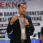 GUBERNUR, “SILAKAN HAK ANGKET!” GESTUR WAGUB DAN SEKDA, “SAYA IKUT BERTANGGUNG JAWAB!”