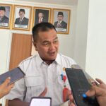 Tekan Inflasi dari Rumah, Pemkot dan DPRD Samarinda Kolaborasi Salurkan Paket Hidroponik dan Ayam Petelur